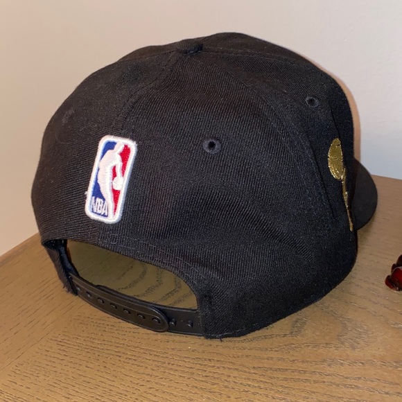 TORONTO RAPTORS CHAMPIONSHIP SNAPBACK - Picture 2 of 3